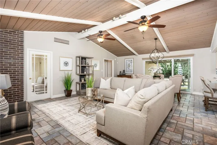 345 N Todd Street, Visalia, California 93291