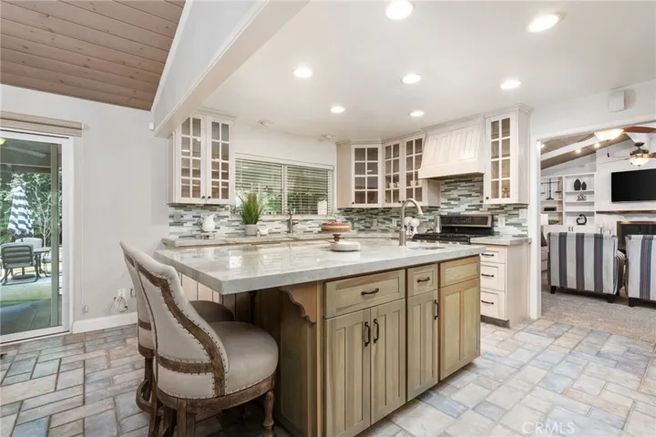 345 N Todd Street, Visalia, California 93291