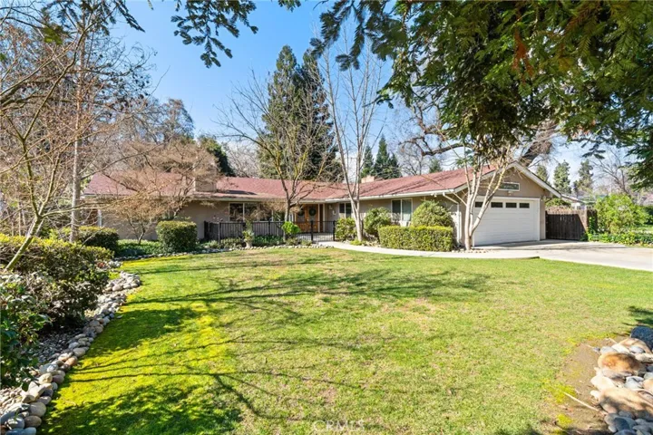 345 N Todd Street, Visalia, California 93291