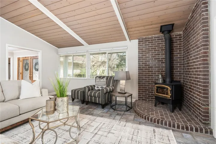 345 N Todd Street, Visalia, California 93291