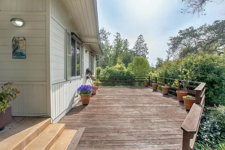 6 Oak Road, Santa Cruz, California 95060