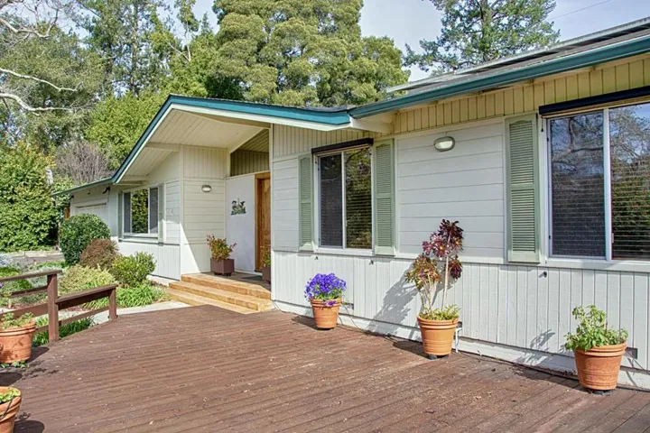6 Oak Road, Santa Cruz, California 95060