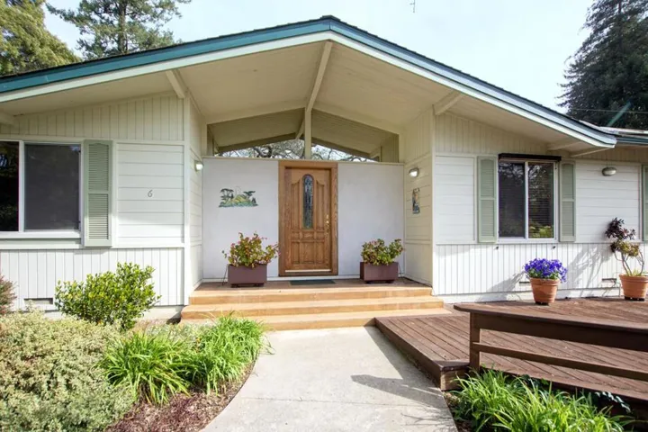 6 Oak Road, Santa Cruz, California 95060
