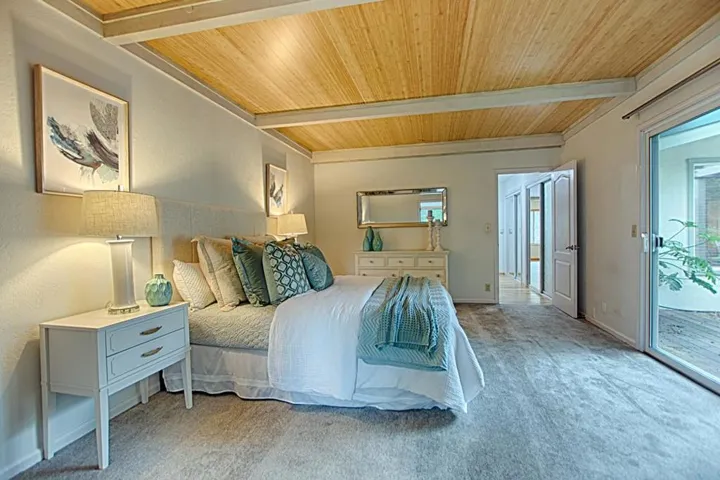 6 Oak Road, Santa Cruz, California 95060
