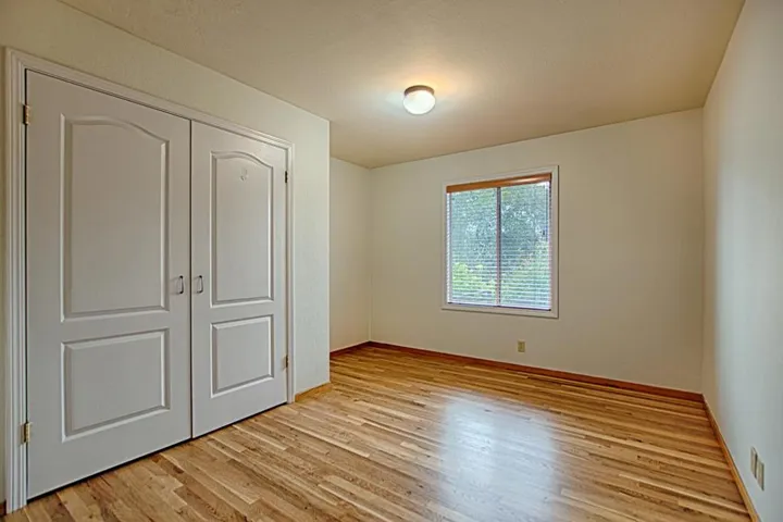 6 Oak Road, Santa Cruz, California 95060
