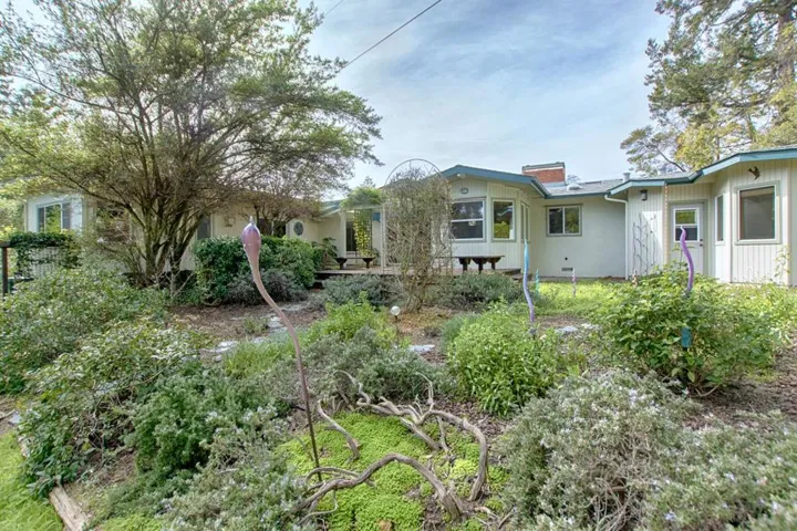 6 Oak Road, Santa Cruz, California 95060