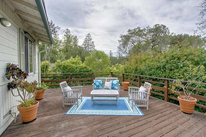 6 Oak Road, Santa Cruz, California 95060