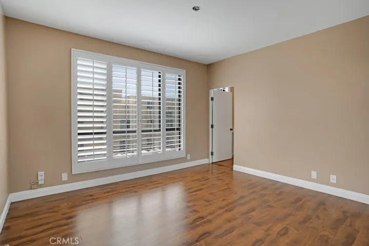 4454 Ventura Canyon Avenue 307, Sherman Oaks, California 91423
