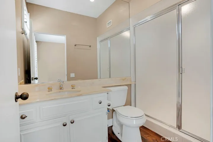 4454 Ventura Canyon Avenue 307, Sherman Oaks, California 91423