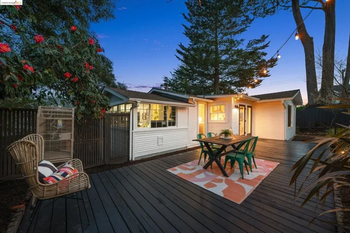 5801 Nottingham Dr, Oakland, California 94611