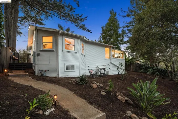 5801 Nottingham Dr, Oakland, California 94611
