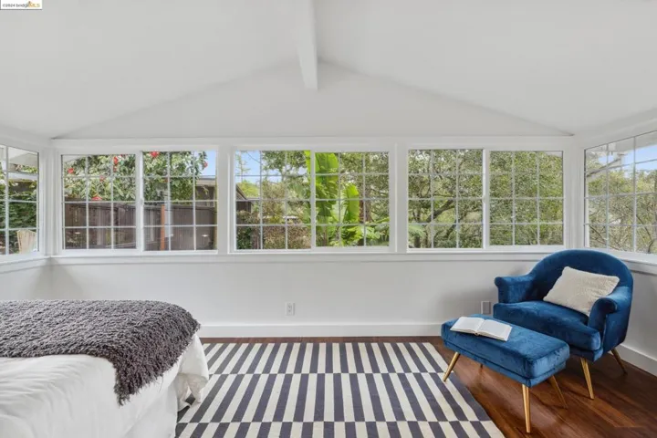 5801 Nottingham Dr, Oakland, California 94611