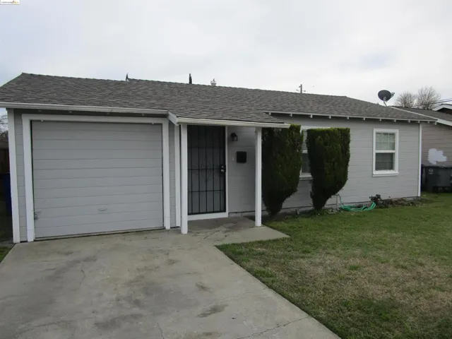 1134 Iowa Ave, Los Banos, California 93635