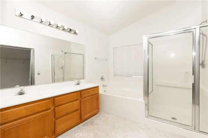 Masterbathroom