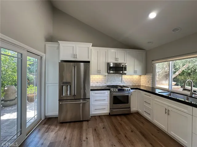 2909 Salmon River Circle, Westlake Village, California 91362