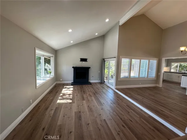 2909 Salmon River Circle, Westlake Village, California 91362