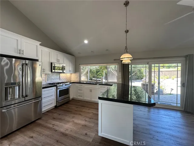 2909 Salmon River Circle, Westlake Village, California 91362