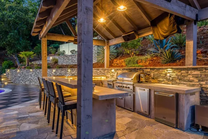 16515 S Kennedy Road, Los Gatos, California 95030
