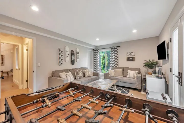 16515 S Kennedy Road, Los Gatos, California 95030