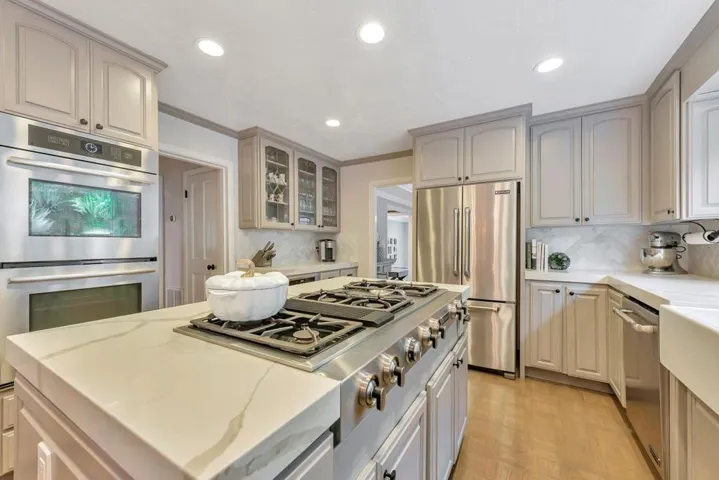 16515 S Kennedy Road, Los Gatos, California 95030