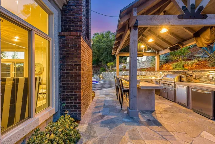 16515 S Kennedy Road, Los Gatos, California 95030