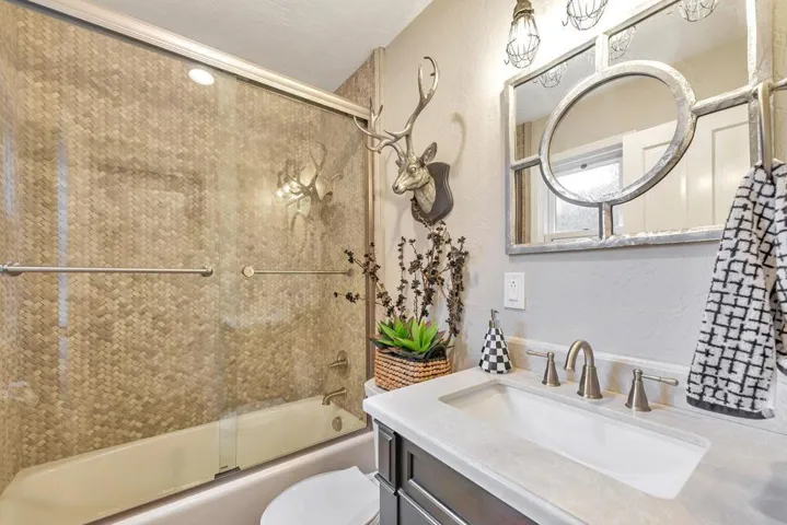 16515 S Kennedy Road, Los Gatos, California 95030