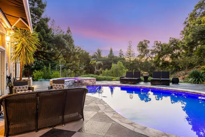 16515 S Kennedy Road, Los Gatos, California 95030