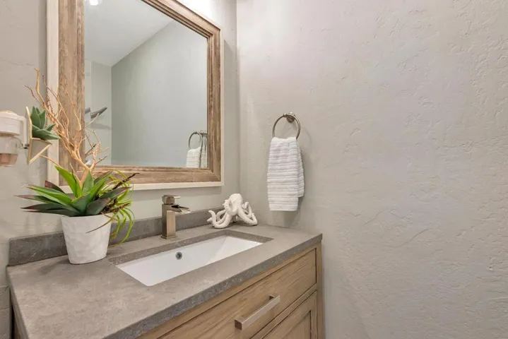 16515 S Kennedy Road, Los Gatos, California 95030