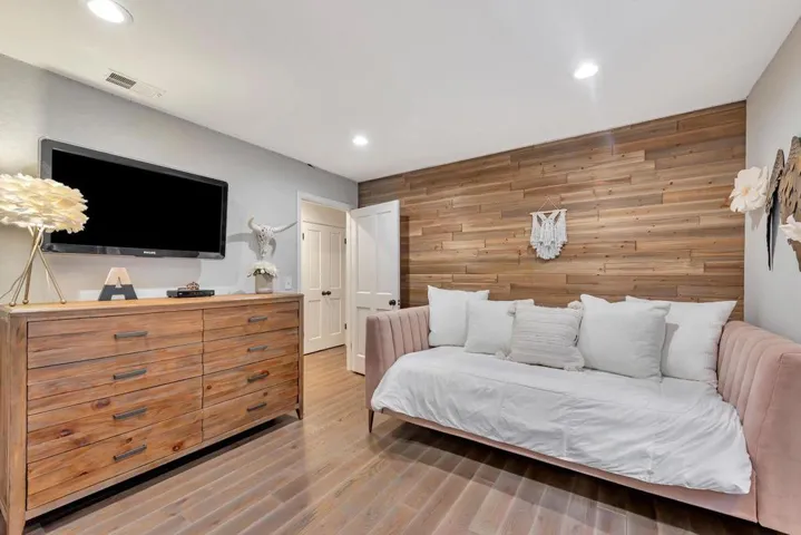 16515 S Kennedy Road, Los Gatos, California 95030
