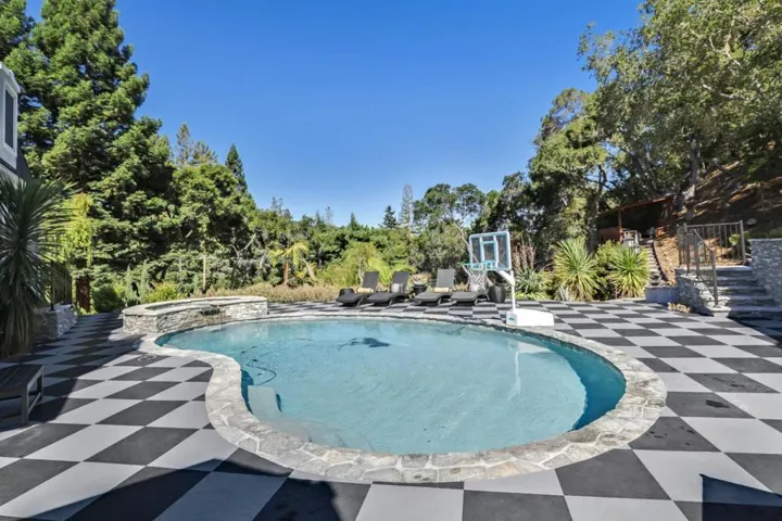 16515 S Kennedy Road, Los Gatos, California 95030