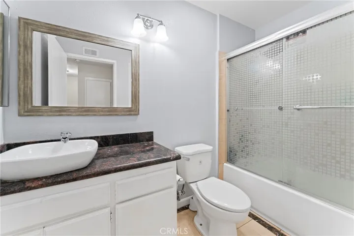 13701 Hubbard Street 12, Sylmar, California 91342