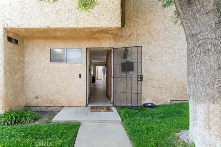 13701 Hubbard Street 12, Sylmar, California 91342