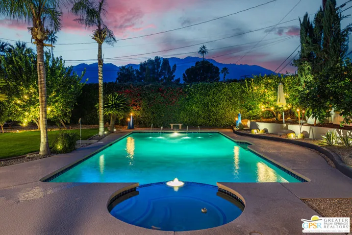 233 N Helena Circle, Palm Springs, California 92262