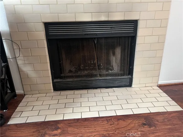 Livingroom Fireplace