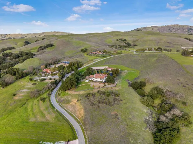 3120 Paseo Vista Avenue, San Martin, California 95046