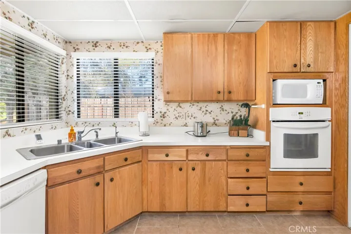 2786 Blue Spruce Drive, Hemet, California 92545