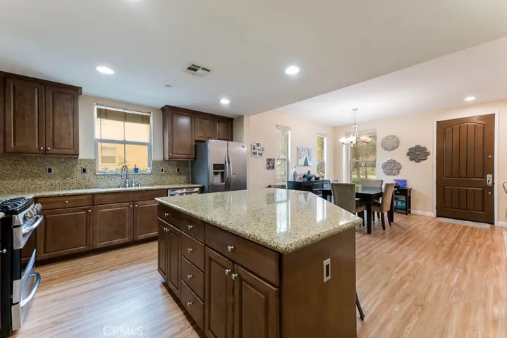 20319 Paseo Meriana, Porter Ranch, California 91326
