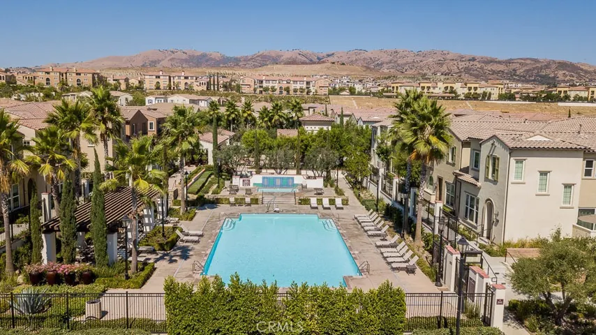20319 Paseo Meriana, Porter Ranch, California 91326