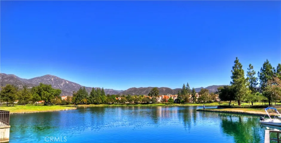 Rancho Santa Margarita lake