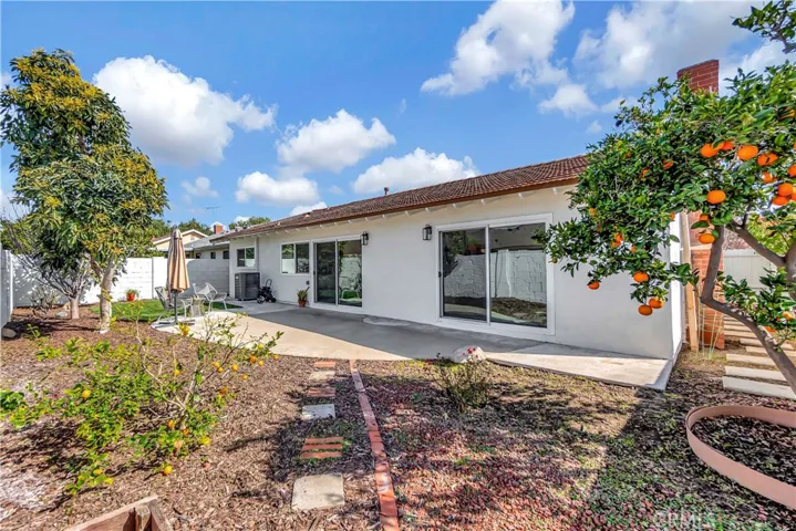 2030 N Williams Street, Santa Ana, California 92705