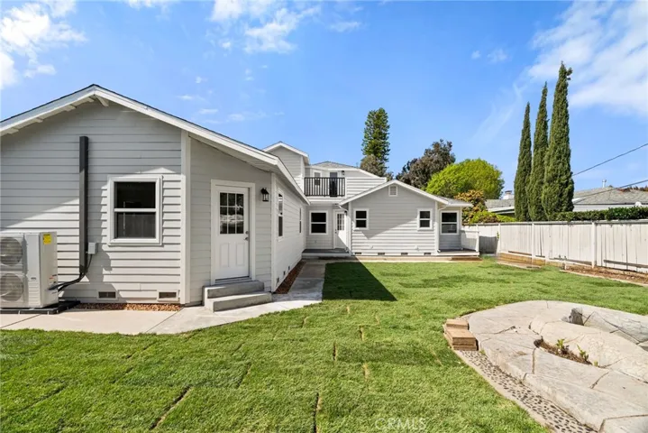 20242 Orchid Street, Newport Beach, California 92660