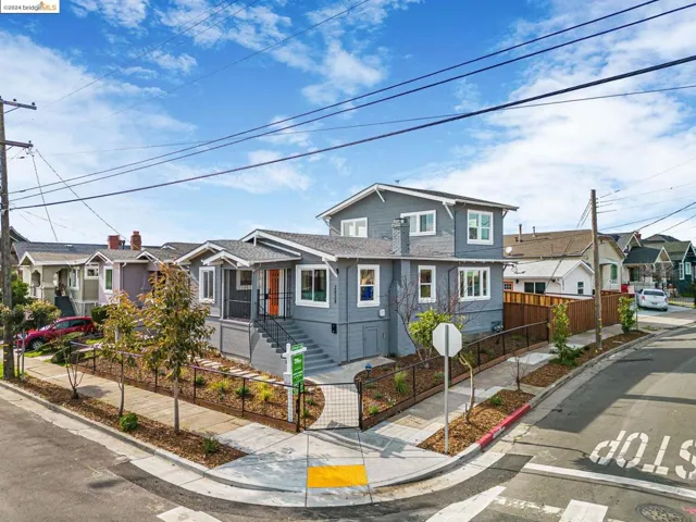 2039 42nd Ave, Oakland, California 94601