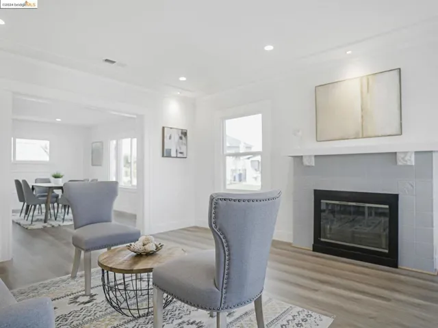 2039 42nd Ave, Oakland, California 94601