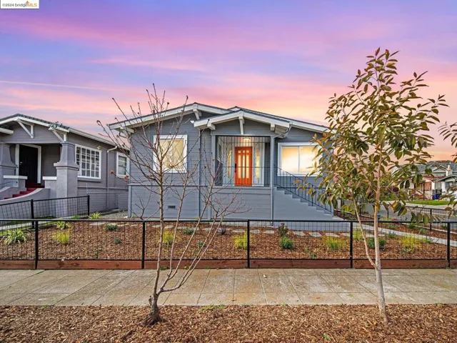 2039 42nd Ave, Oakland, California 94601