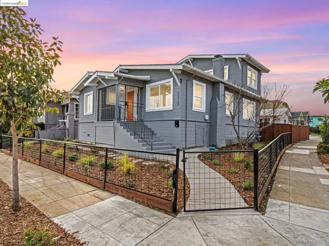 2039 42nd Ave, Oakland, California 94601