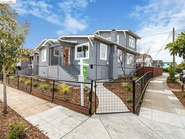 2039 42nd Ave, Oakland, California 94601