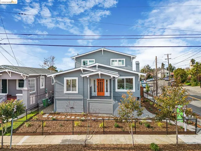 2039 42nd Ave, Oakland, California 94601
