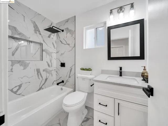 2039 42nd Ave, Oakland, California 94601