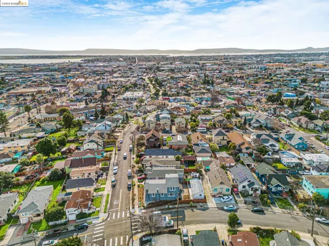 2039 42nd Ave, Oakland, California 94601