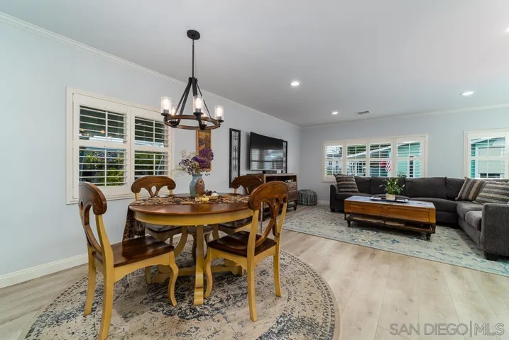7257 San Luis St., Carlsbad, California 92011